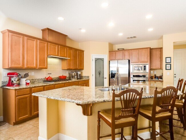 Foto del edificio - Beautiful Woodland 3 bed/2bath plus office Home for Rent in Woodland