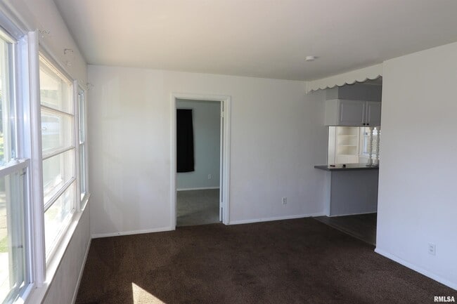 Building Photo - 2515 W Camille St