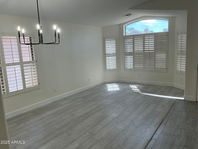 Building Photo - 6626 W Monona Dr