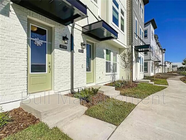 Building Photo - 8530 Warburg Alley