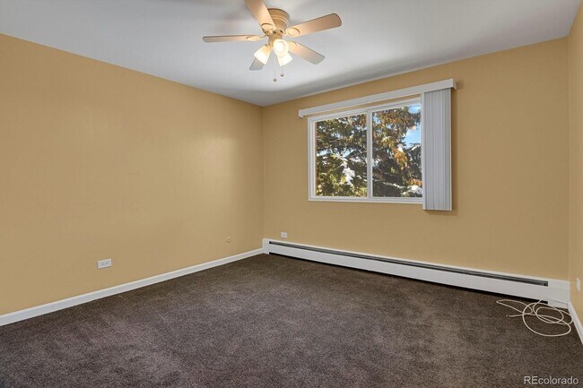 Foto del edificio - 705 S Clinton St