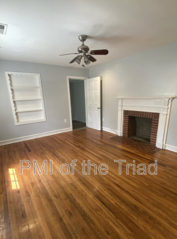 Building Photo - 2716 Ivy Ave