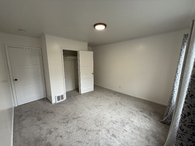 Foto del edificio - 360 Chester Ave