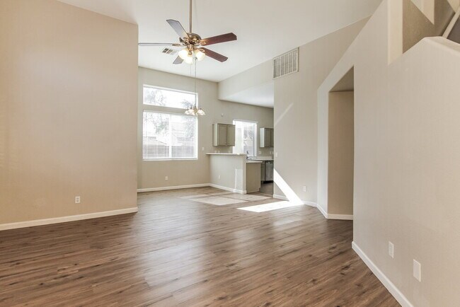 Building Photo - 2222 S Harper