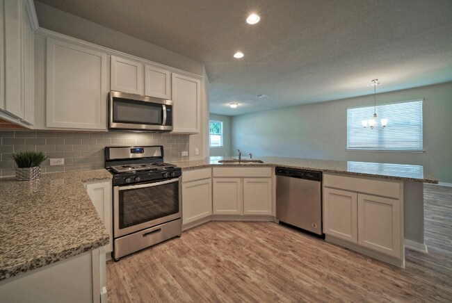 Building Photo - 117 Rainmaker Ln