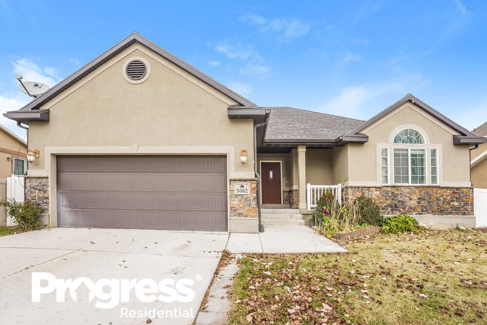Primary Photo - 5062 W Hayden Peak Dr