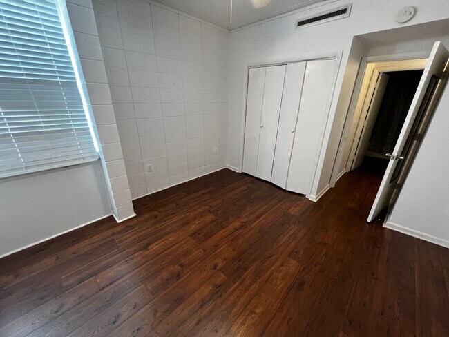 Foto del edificio - One Bedroom one Bath apartment available in quiet environment in Blacksburg