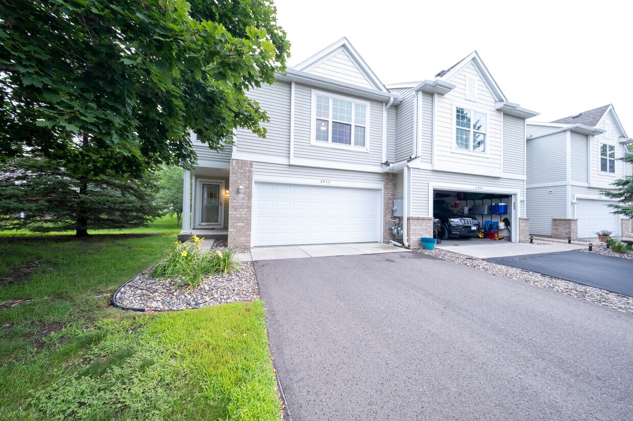 Foto principal - 6452 157th St W