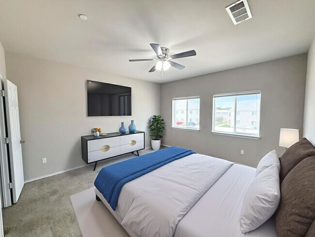 Building Photo - Delightful 3-Bedroom Retreat with Inviting...