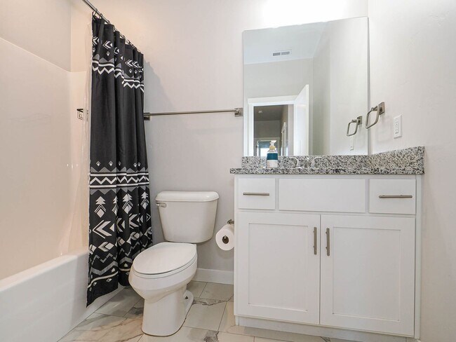 Foto del edificio - 3 Bedroom, 2 Bathroom Provo Home