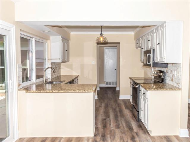 Foto del edificio - 5419 Luttrell Ct