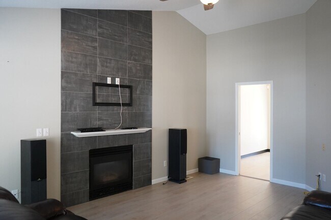 Building Photo - 15902 NE 82nd St