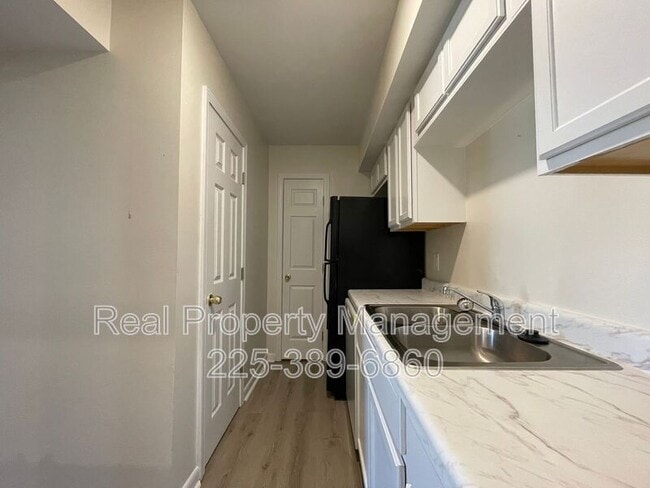 Photo - 7743 Bles Ave Apartment