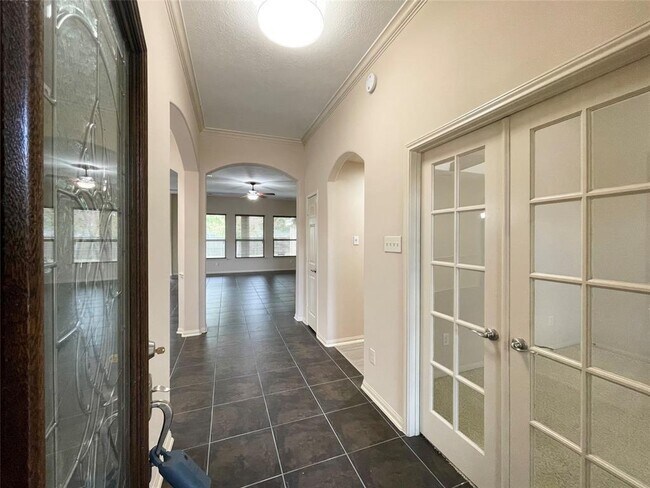 Foto del edificio - 4735 Autumn Pine Ln