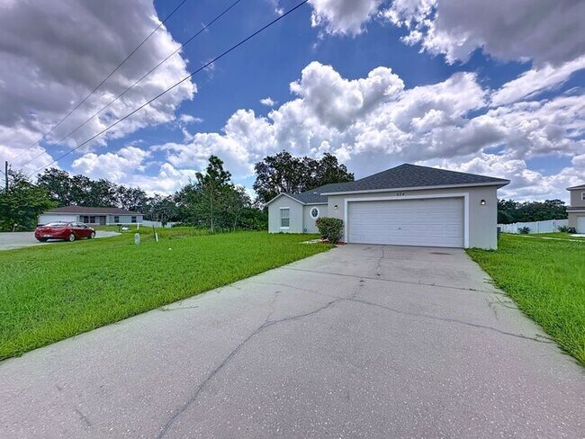 Building Photo - Great Home in Village 7 Poinciana