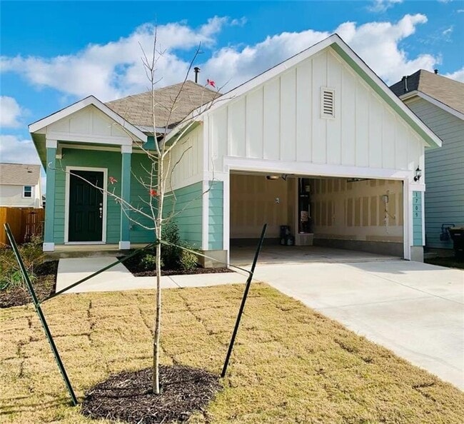 Building Photo - 1709 Adobe Walls Way