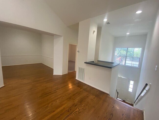 Foto del edificio - 627 Hawthorne St