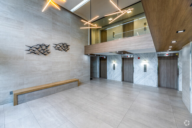 Lobby - 2960 Don Mills Rd