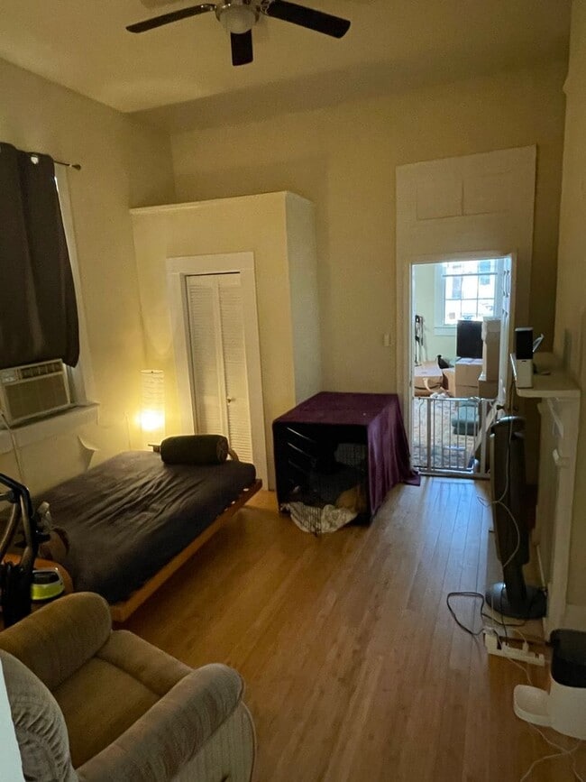 Building Photo - 2BD/1BA Shotgun in Bayou St John