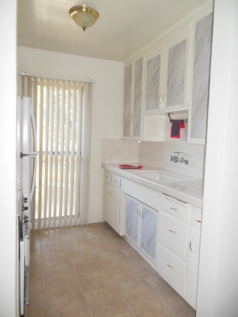 Building Photo - 2131 N Cahuenga Blvd