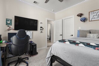 Building Photo - 13709 Gaff Rig Dr