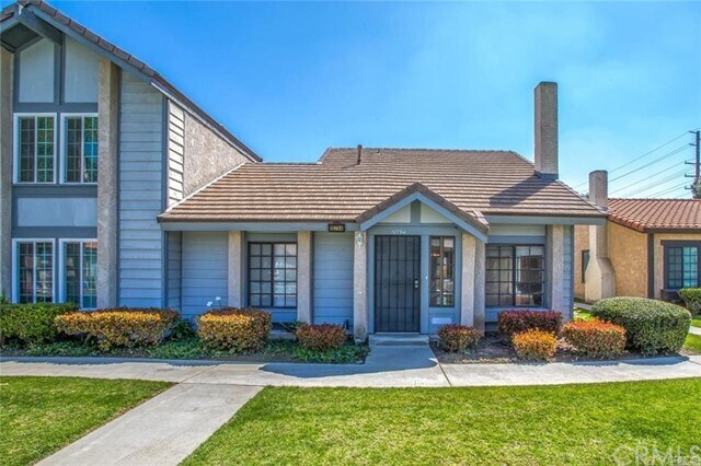 Primary Photo - 10794 Loro Verde Ave
