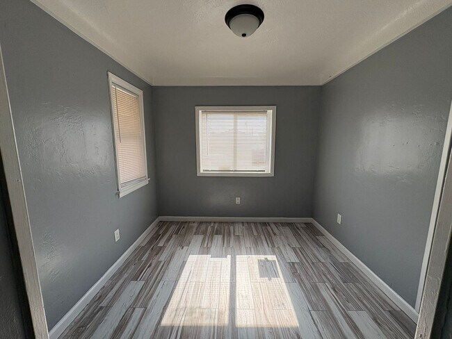 Foto del edificio - 2416 Kentucky St