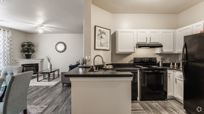 Spacious Renovated Kitchen - Riverchase Apartments