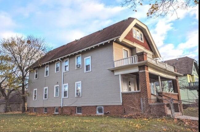 Building Photo - 2912 N 11th St