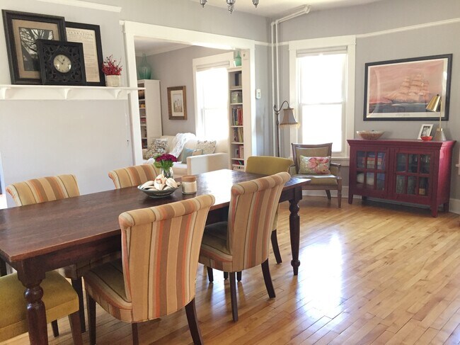 Foto del edificio - 3229 Thorp St