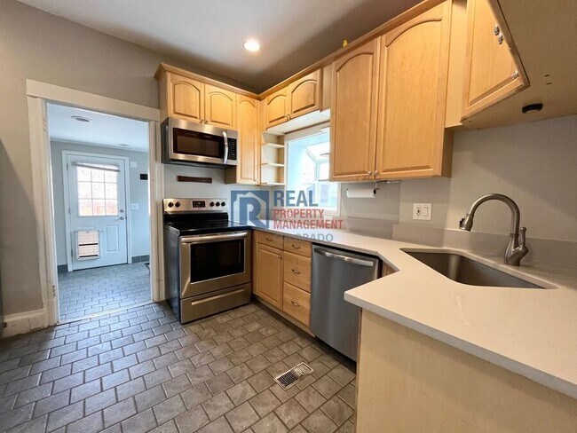 Foto del edificio - 3387 W 32nd Ave