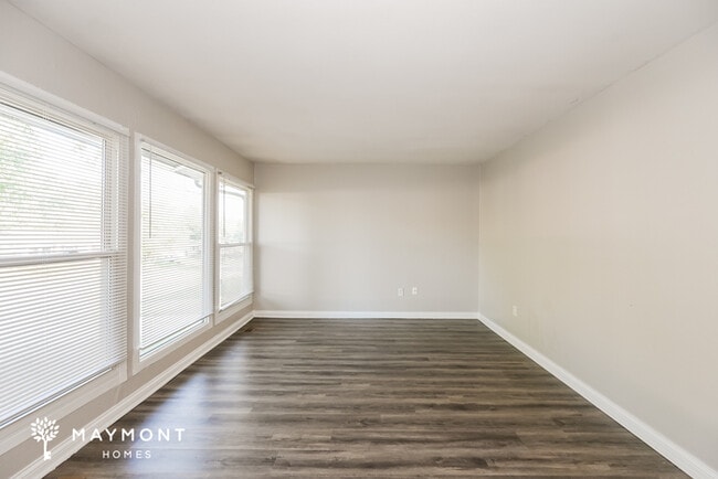 Foto del edificio - 9687 Cedarhurst Dr
