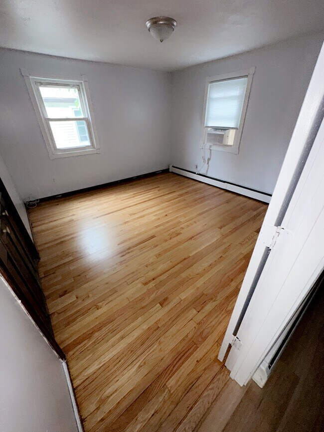 Building Photo - 150 Judd Ave