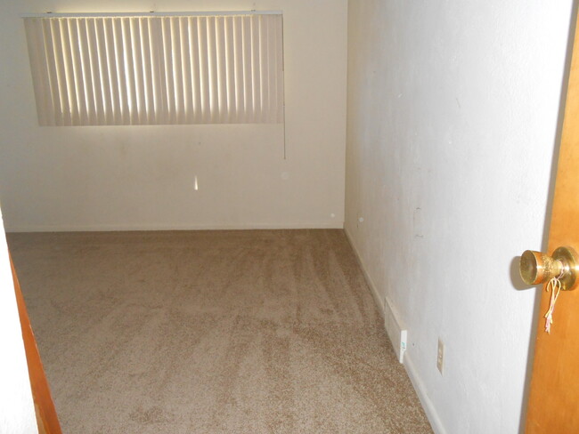 Building Photo - 12930 Co Rd 5