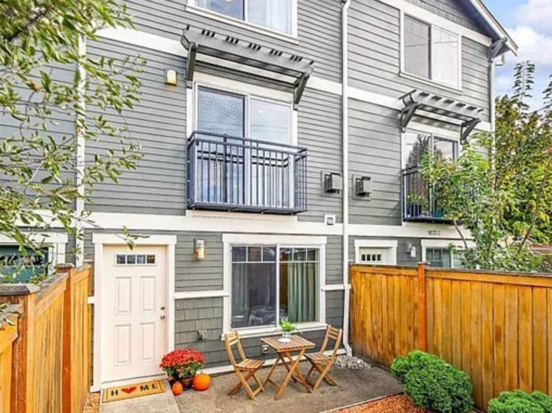 Photo - 9237 17th Ave SW (Seattle, WA)
