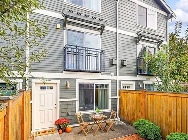 Photo - 9237 17th Ave SW (Seattle, WA) Townhome