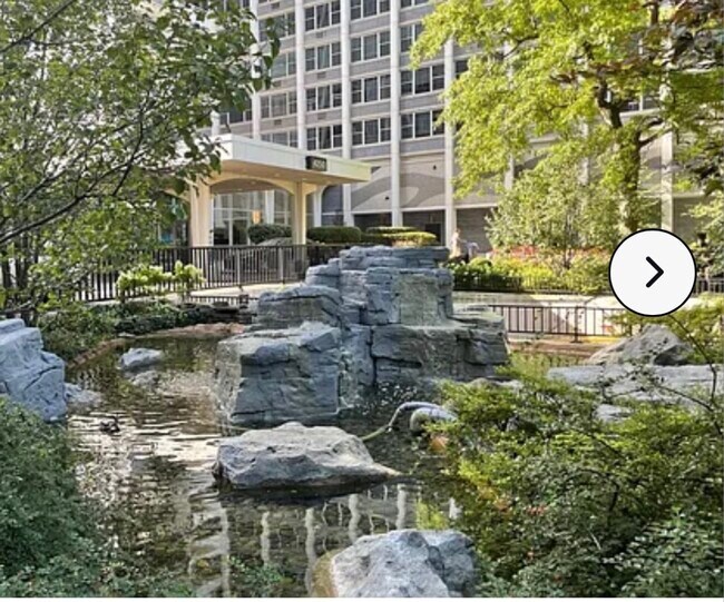 Foto del edificio - 4250 N Marine Dr
