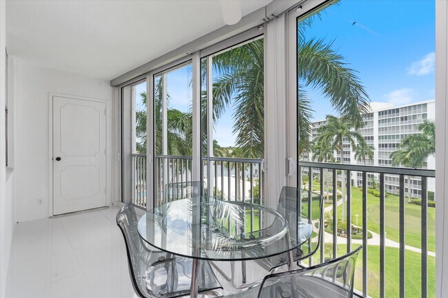 Foto del edificio - 3300 S Ocean Blvd