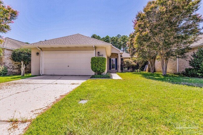 Building Photo - 1443 Champions Green Dr