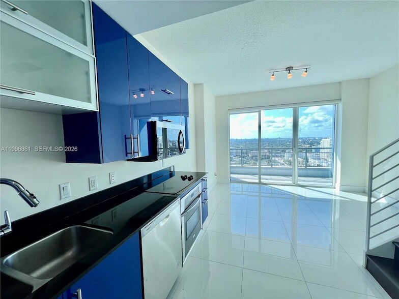 Photo - 60 SW 13th Street Unit 1611