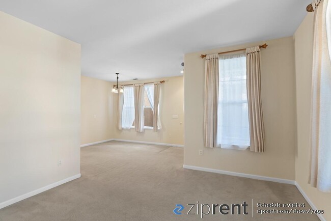 Building Photo - 5129 Archangel Dr