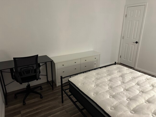 Master - 1705 NW 48th St