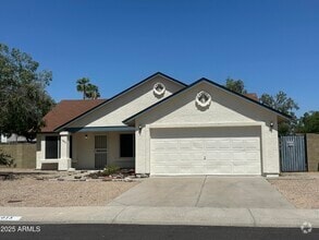 Building Photo - 15013 N 60th Dr