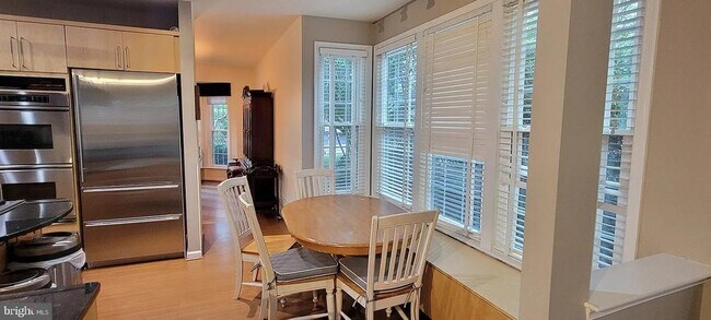 Foto del edificio - 21381 Maidsville Ct