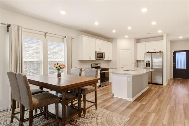 Foto del edificio - 1212 Blue Ridge Pl