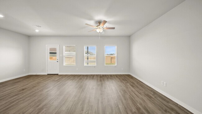 Foto del edificio - 25192 Leather Leaf Ct
