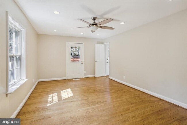 Foto del edificio - 9514 Old Georgetown Rd