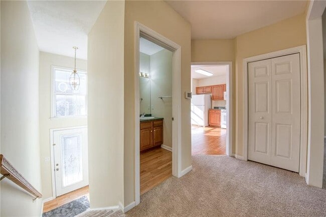 Building Photo - 10514 Forest Hill Dr