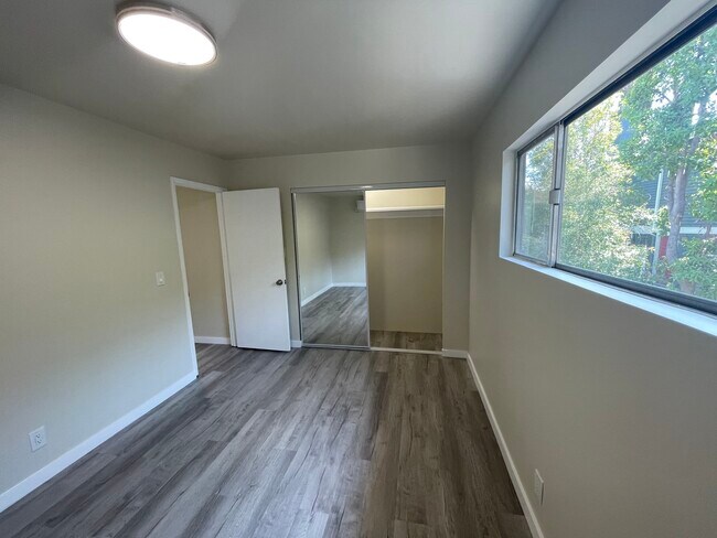 Foto del edificio - 303 Ohio St