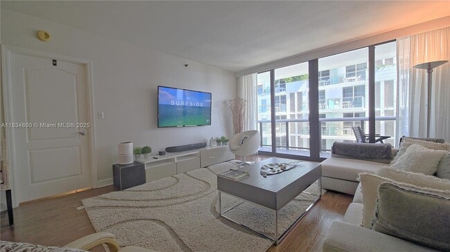 Building Photo - 9455 Collins Ave